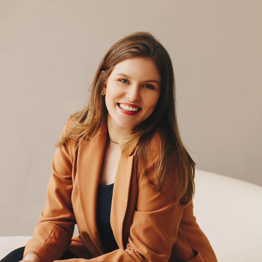 Marina Paludo no atelier
